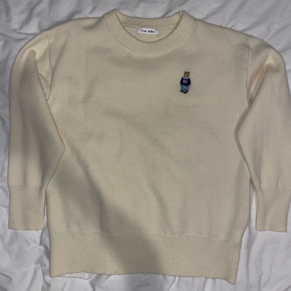 free valley small oversized fuzzy sweater bear embroidery cream
